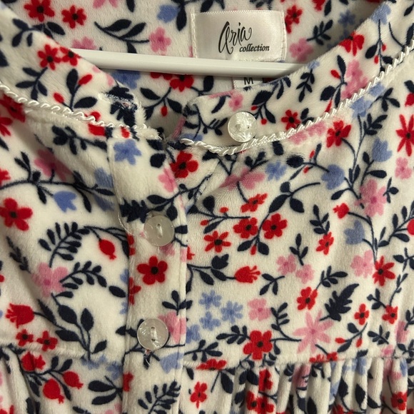 Comfy Floral Nightgown - Picture 4 of 4
